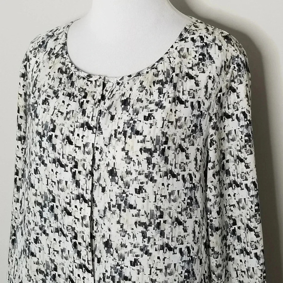 Cabi Shattered Print Long Sleeve Blouse M - Picture 2 of 8